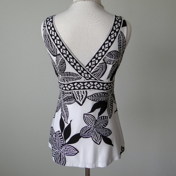 Cache Tank Top, New! - Picture 3 of 5